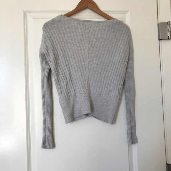 Cozy grey sweater - Picture 4 of 5